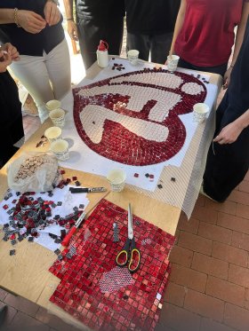 Bilim ve Sanat Bir Arada: İzmir Fen Lisesi’nde Mozaik Atölyesi