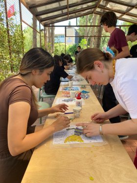 Bilim ve Sanat Bir Arada: İzmir Fen Lisesi’nde Mozaik Atölyesi